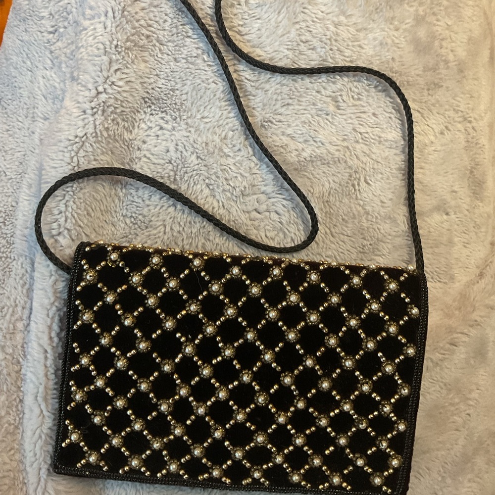 Elegant Black and Gold Women's Bag